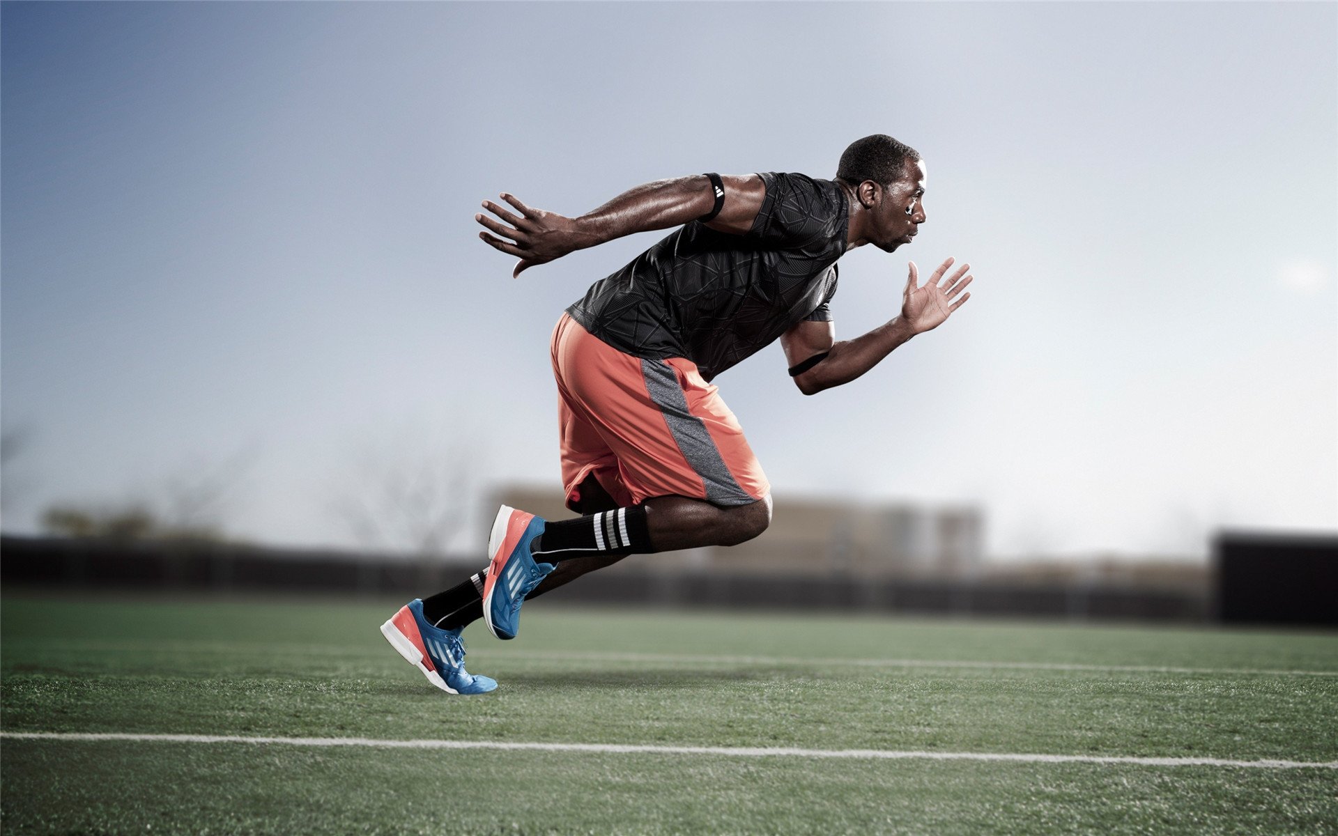 九游下载安装-国际足球界推动“绿色氛围”，比赛用水和电实现可循环使用