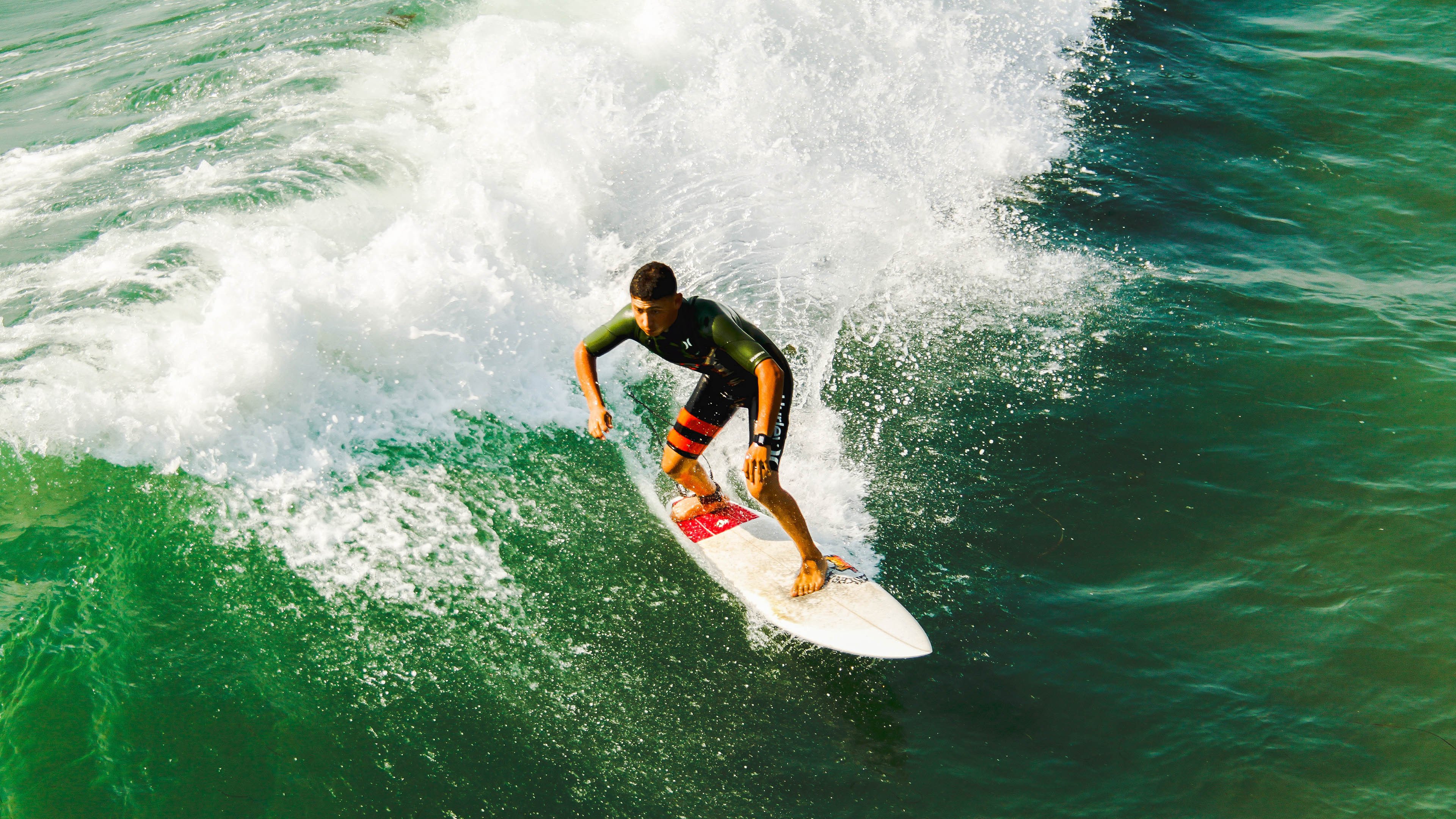 九游娱乐官方-斯密斯：全黑队无可替代的“节奏师”，调动全场气氛